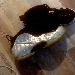 Sliver gum bottom foamposits good working shoe just to get dirty fit nice